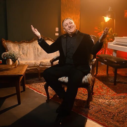 Cover pentru melodia Am si eu ca orice om de la Vali Vijelie, Baboiash