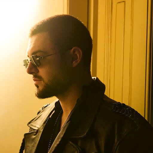 Cover pentru melodia 8 mii de zile de la Mario Fresh